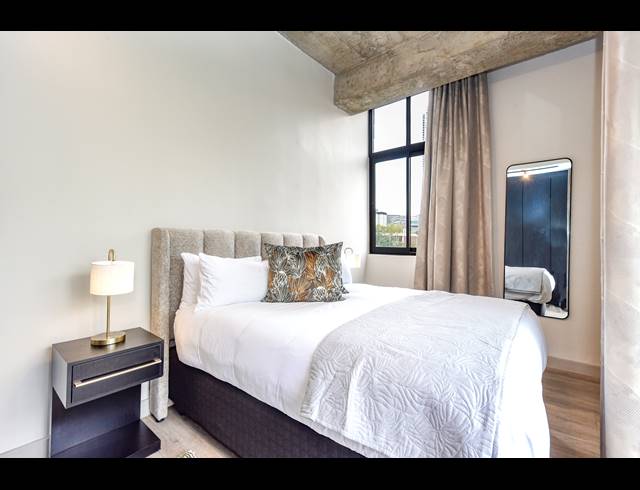 1 BEDROOM APARTMENT FOR SALE IN SANDOWN